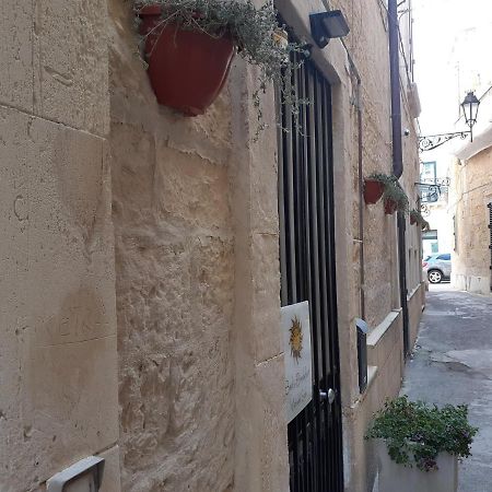 Vico Del Sole B&B เลชเช ภายนอก รูปภาพ